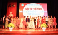 Lung linh sắc màu đêm hội "Thiết kế váy dạ hội trên chất liệu giấy, nilon và hoa lá" chào mừng Ngày nhà giáo Việt Nam 20/11.