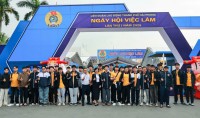 Trường Đại học Sao Đỏ tham gia ngày hội “Tư vấn việc làm – Nhà ở xã hội lần thứ I năm 2025”