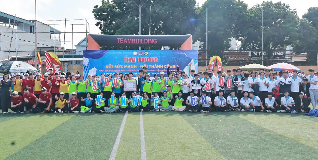 LIÊN KHOA CÔNG NGHỆ THÔNG TIN – KINH TẾ – MAY & THỜI TRANG – LUẬT – GIÁO DỤC ĐẠI CƯƠNG TỔ CHỨC TEAM BUILDING “KẾT SỨC MẠNH – NỐI THÀNH CÔNG” CHÀO MỪNG NGÀY NHÀ GIÁO VIỆT NAM 20/11